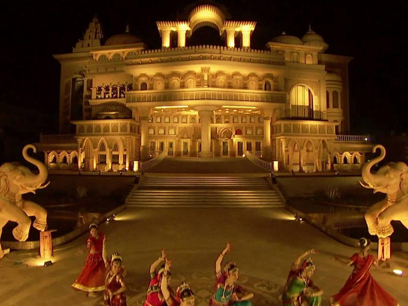 Tour to Kingdom Of Dreams